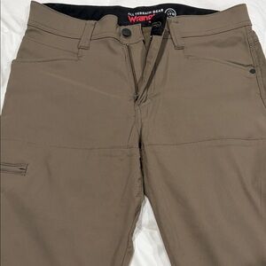 Wrangler Men's Tan Cargo Pants